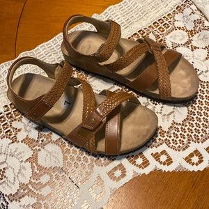 Origins strappy sandals size 7